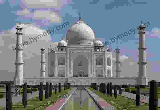 Taj Mahal In Agra Unbelievable Pictures And Facts About India